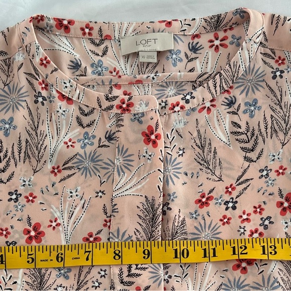 Loft Lightweight Floral Spring Sleeveless Top Size XS - Picture 4 of 6